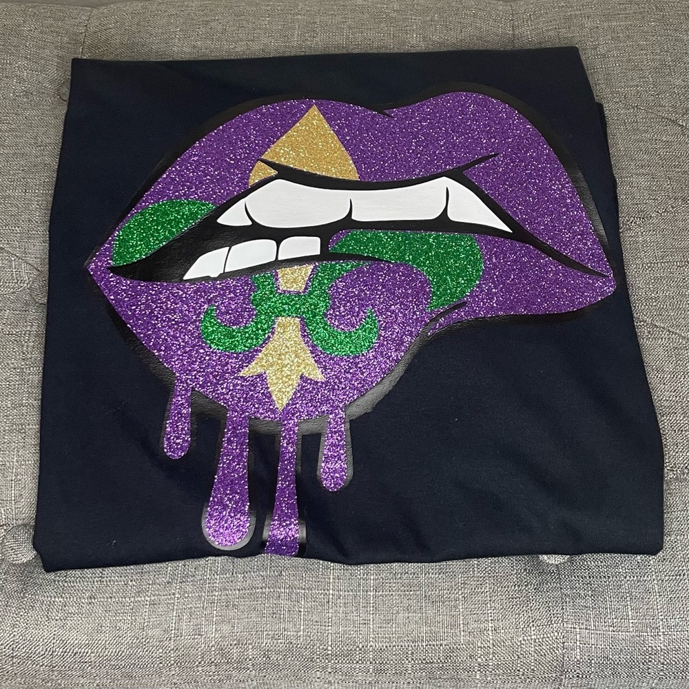Mardi Gras lips shirt! Available in all sizes!